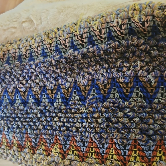 Chunky HandKnit  Large Warm Scarf Fall Colors - Picture 6 of 8